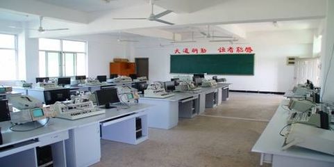 傳感技術(shù)實驗室教育軟件 開啟智能感知學(xué)習(xí)新篇章